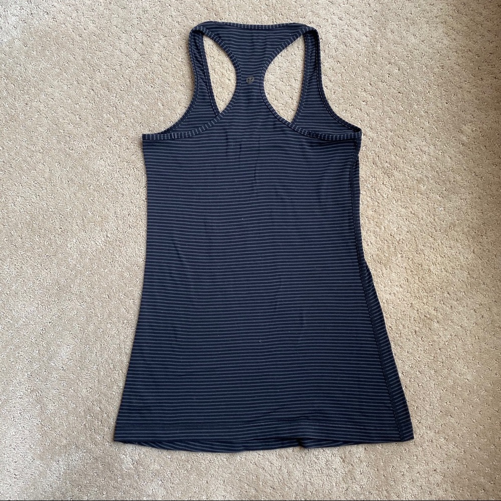 Lululemon Tank Size 4 Black Gray Stripes Striped